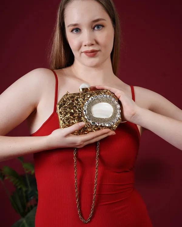Celestial_Aura_Oval_Clutch
